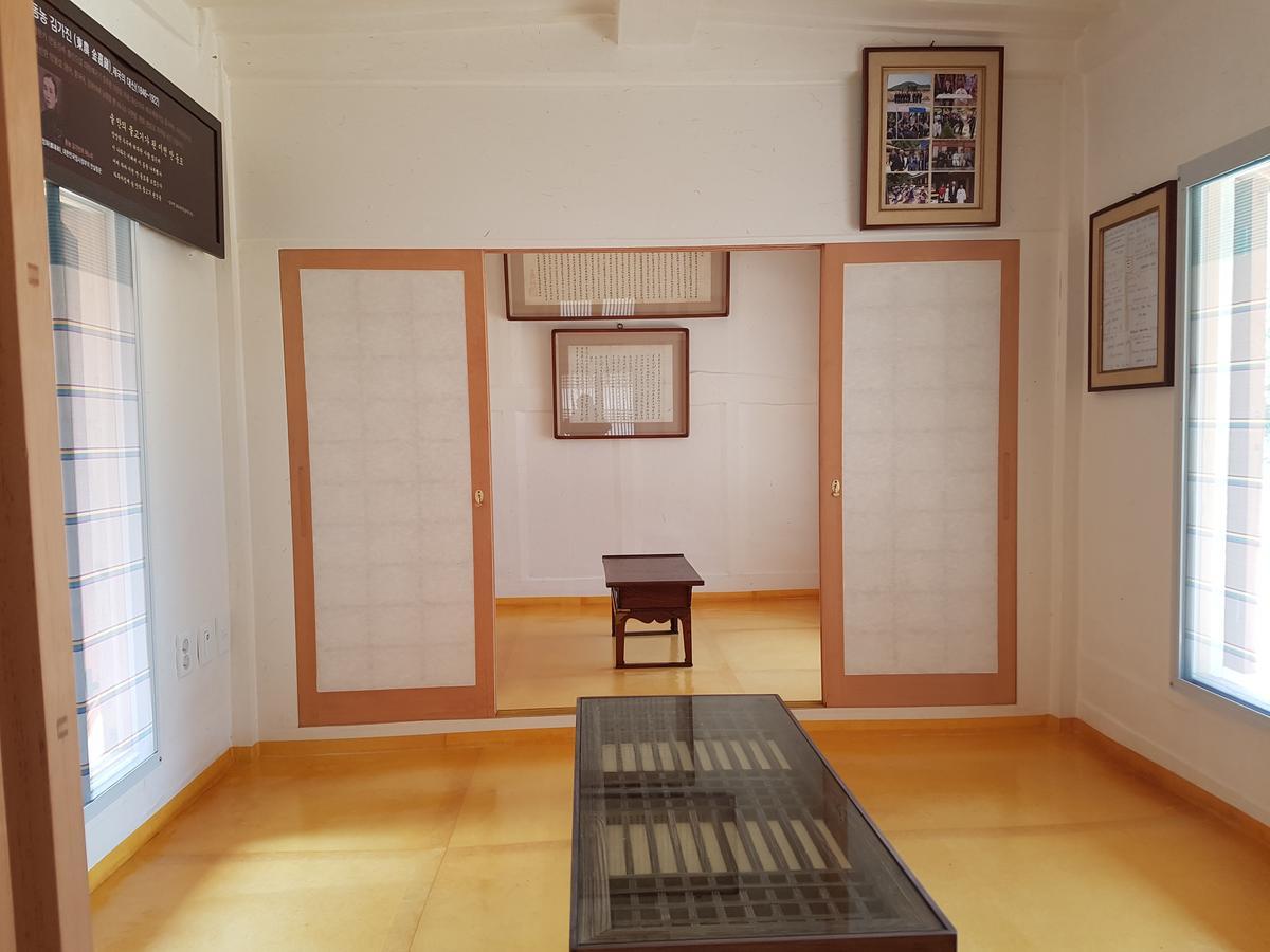 ชูกฮอน เทรดิชั่นนอล เฮาส์ Guest House อันดง ภายนอก รูปภาพ