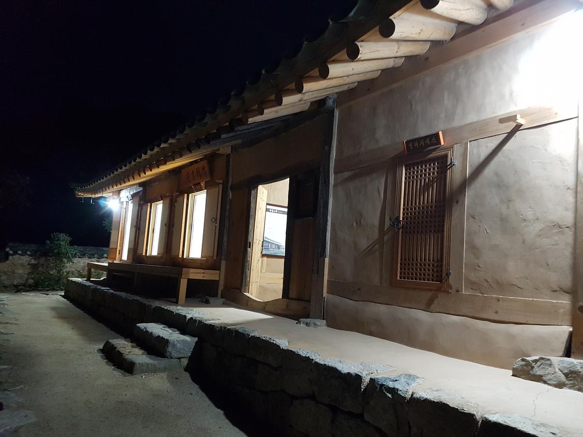 ชูกฮอน เทรดิชั่นนอล เฮาส์ Guest House อันดง ภายนอก รูปภาพ